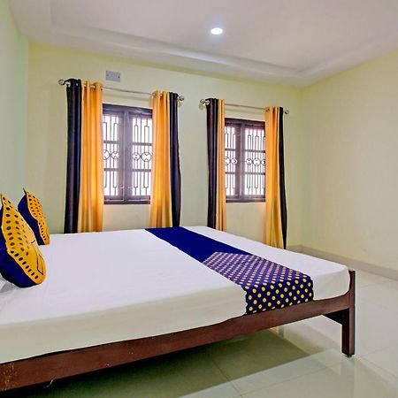 Spot On 73862 Jaya Tourist Home バルカラ エクステリア 写真