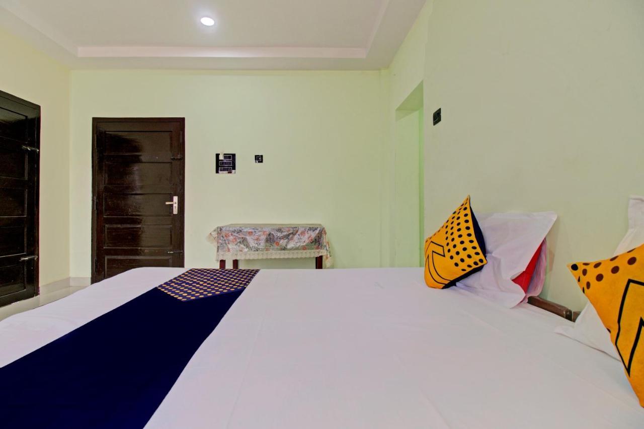 Spot On 73862 Jaya Tourist Home バルカラ エクステリア 写真