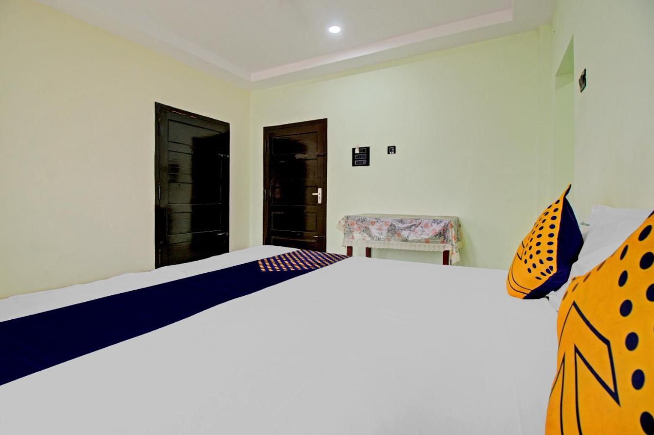 Spot On 73862 Jaya Tourist Home バルカラ エクステリア 写真