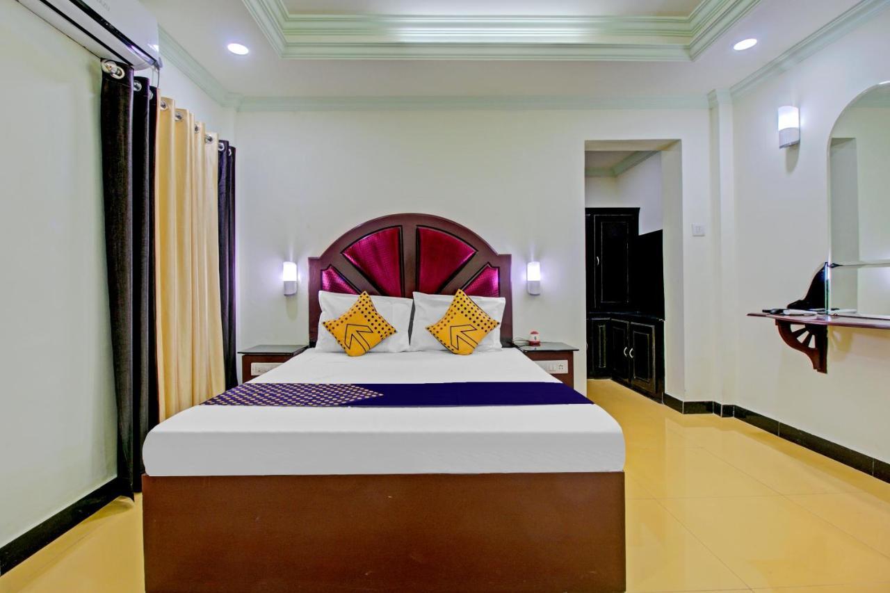Spot On 73862 Jaya Tourist Home バルカラ エクステリア 写真